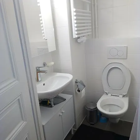 Apartment Charming Flat Center And Near The