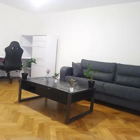 Apartment Charming Flat Center And Near The