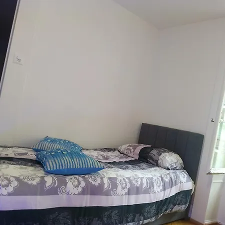 Apartment Charming Flat Center And Near The *