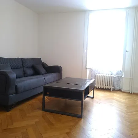 Apartment Charming Flat Center And Near The