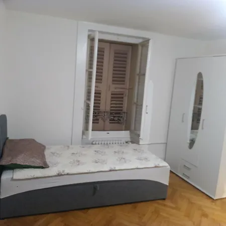 Charming Flat Center And Near The Apartment *